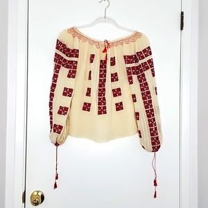 La blouse roumaine, romanian traditional blouse hand-made embroidered